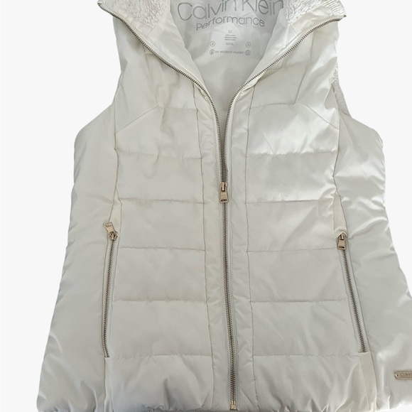White Calvin Klein Puffer Vest size Medium - Picture 1 of 6